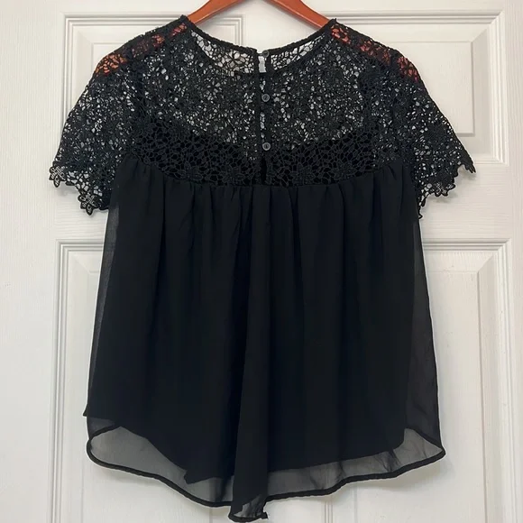 LA Hearts crochet top - Picture 6 of 11